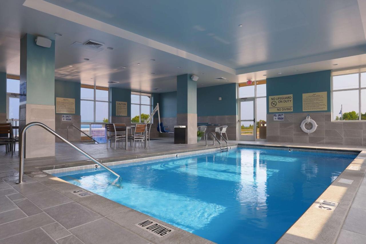 Hampton Inn & Suites Manistee, Mi Экстерьер фото