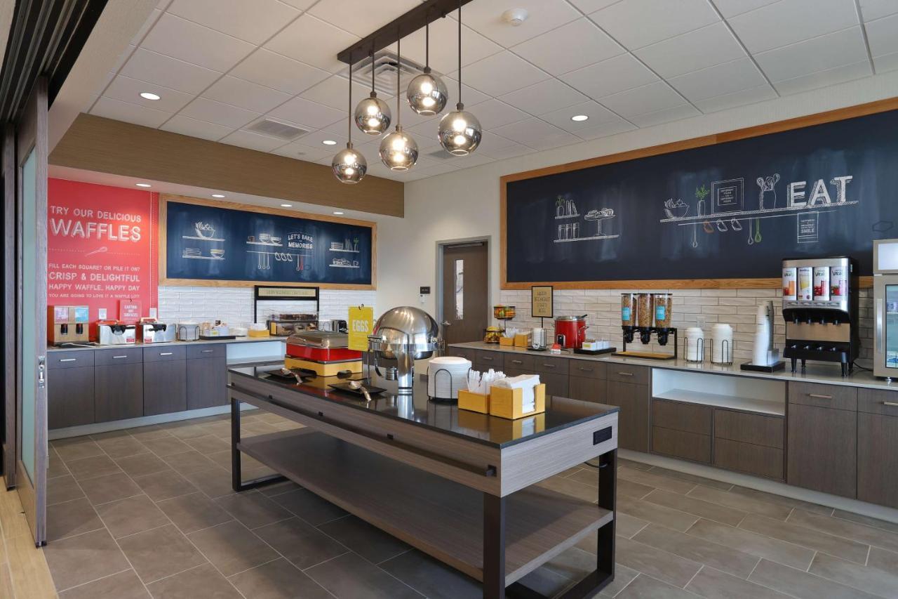 Hampton Inn & Suites Manistee, Mi Экстерьер фото