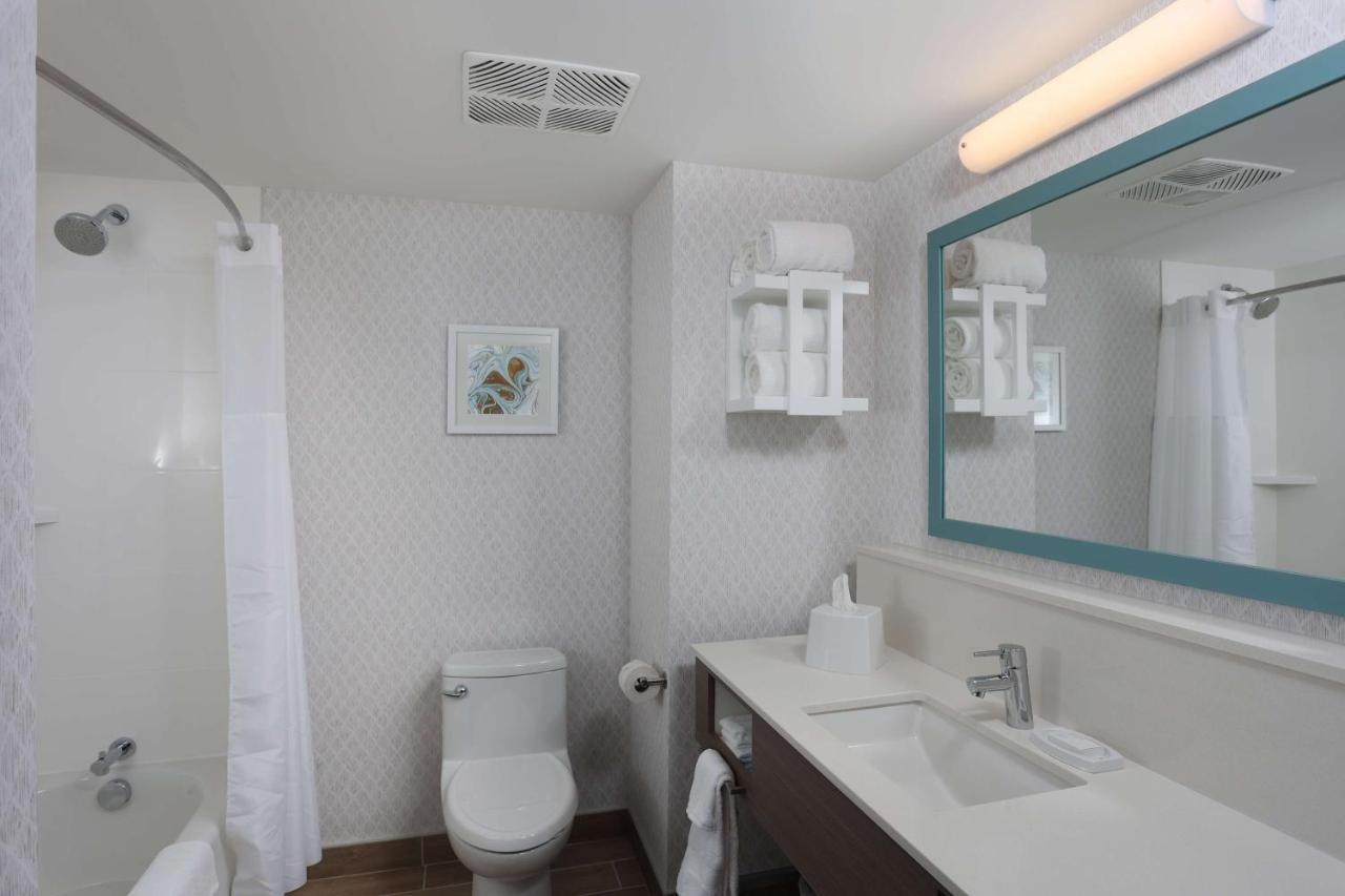 Hampton Inn & Suites Manistee, Mi Экстерьер фото