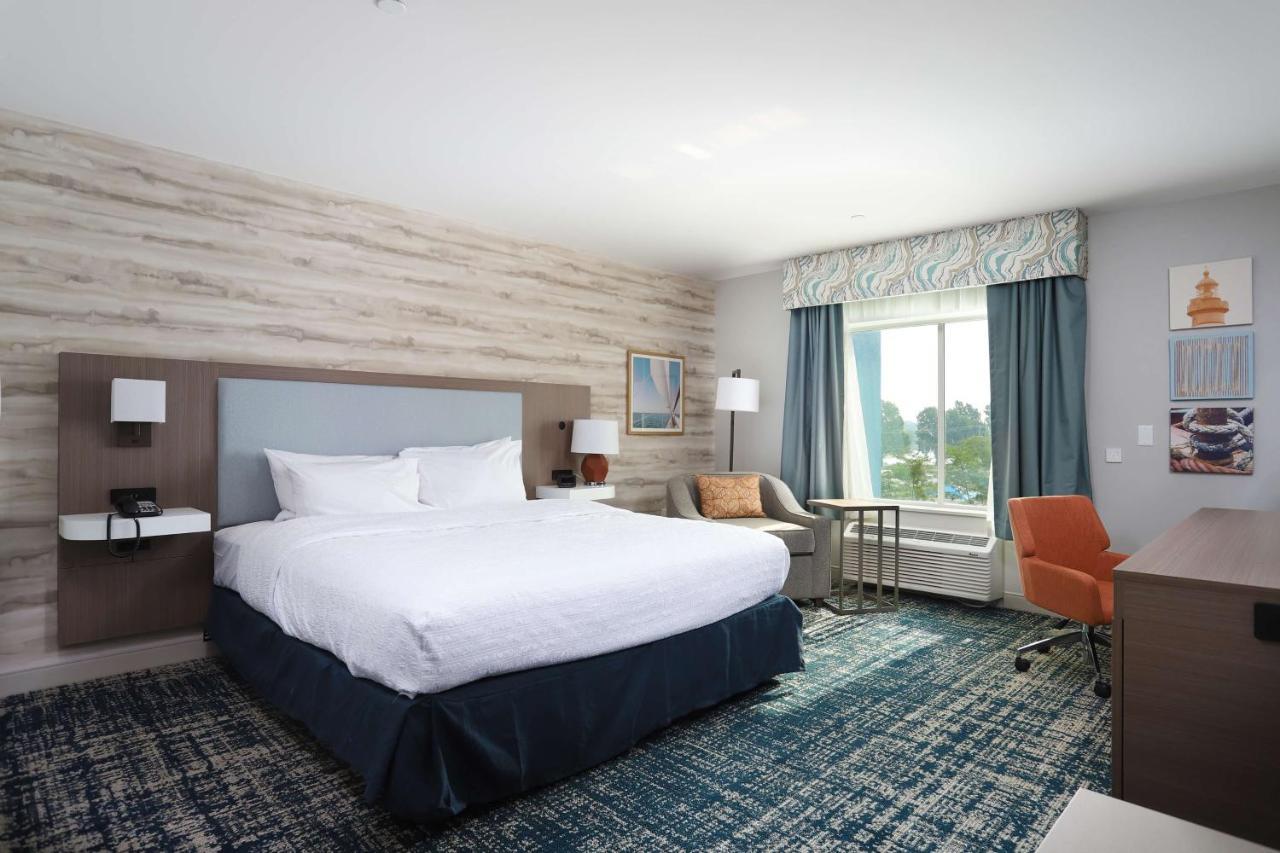 Hampton Inn & Suites Manistee, Mi Экстерьер фото